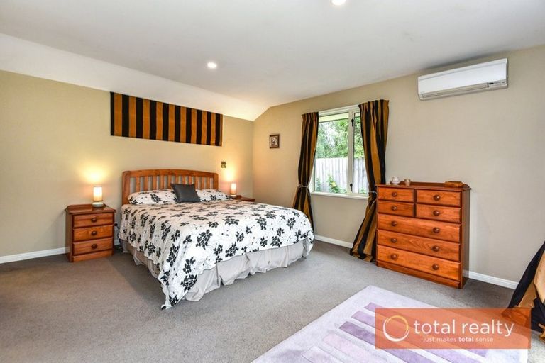 Photo of property in 92a Milns Road, Halswell, Christchurch, 8025