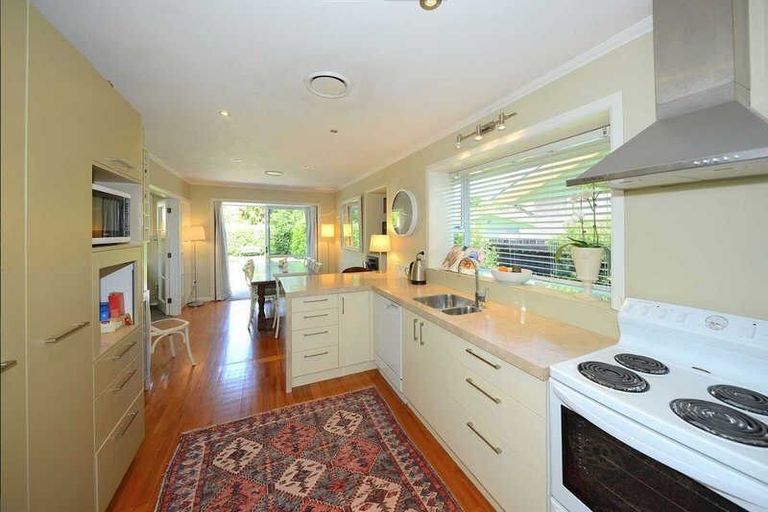 Photo of property in 8 Yardley Street, Avonhead, Christchurch, 8042