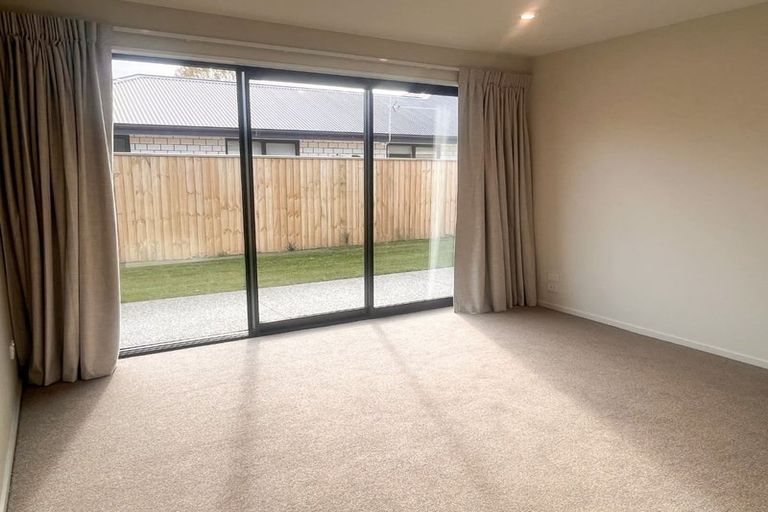 Photo of property in 19 Sutherlands Road, Halswell, Christchurch, 8025