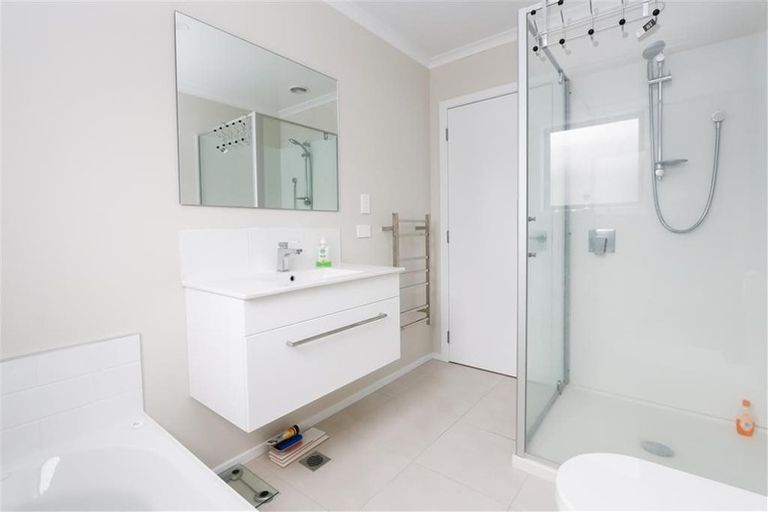 Photo of property in 27 Ridgedale Crescent, Flagstaff, Hamilton, 3210