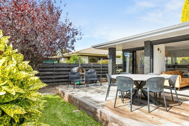 Photo of property in 5/2 Bill Ashcroft Grove, Havelock North, 4130