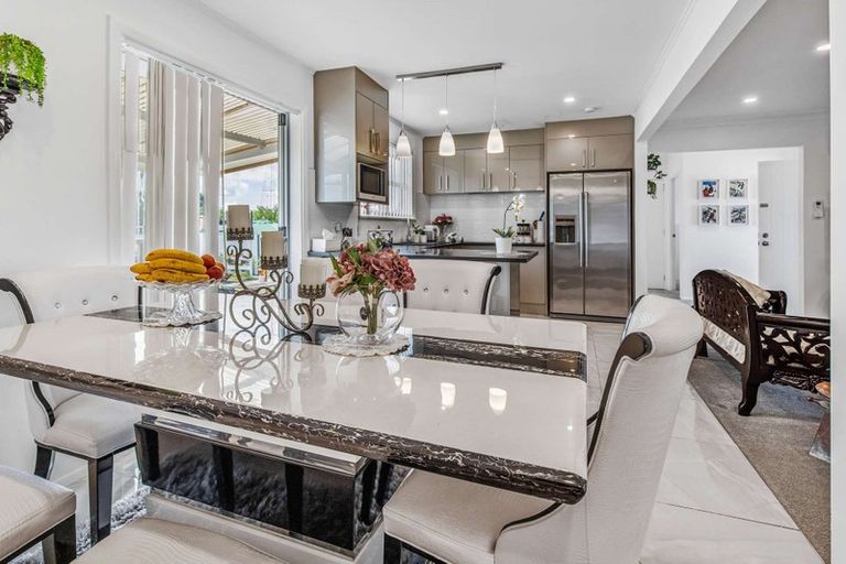 Photo of property in 8 Julian Place, Otara, Auckland, 2023