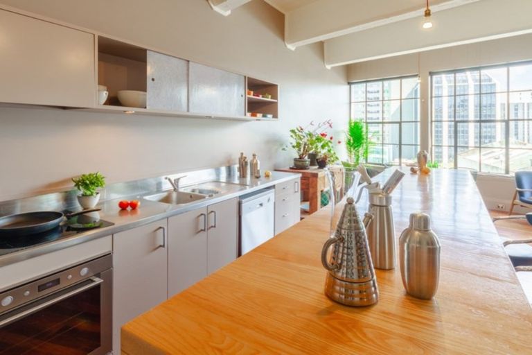 Photo of property in Dominion Apartments, 14/80 Victoria Street, Wellington Central, Wellington, 6011