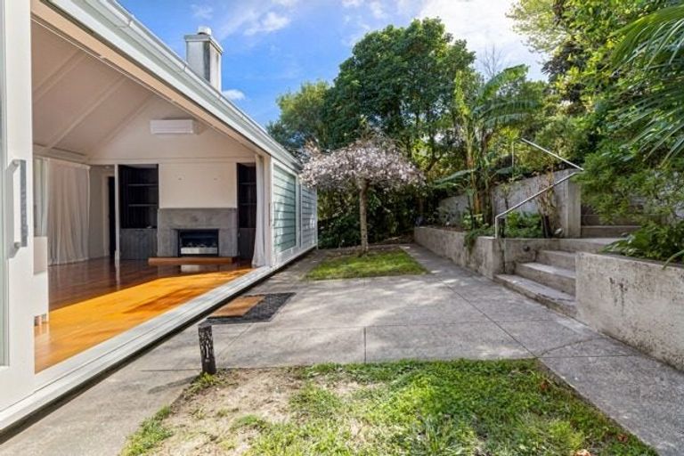 Photo of property in 5 Ringwood Street, Torbay, Auckland, 0630