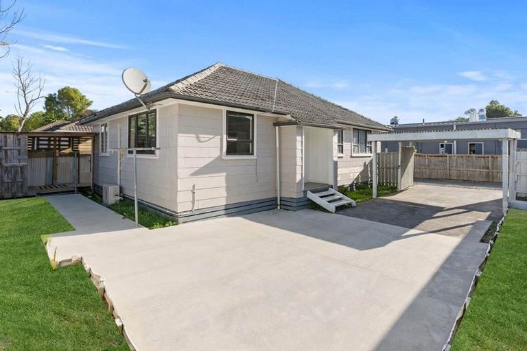 Photo of property in 2/7 Manuia Road, Takanini, 2112