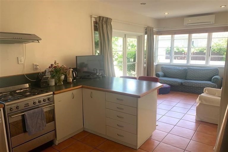 Photo of property in 1/5 Orkney Street, Strowan, Christchurch, 8052