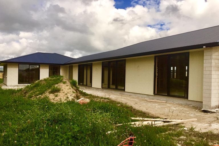 Photo of property in 123 Penetaka Heights, Pyes Pa, Tauranga, 3112