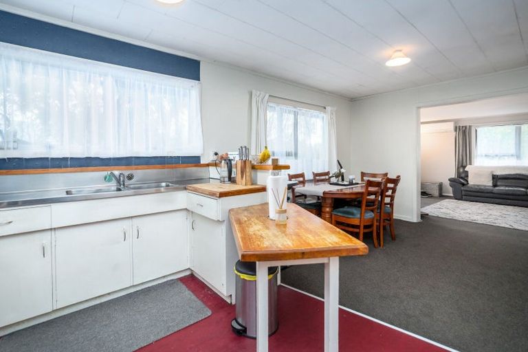 Photo of property in 51 Charles Street, Carterton, 5713