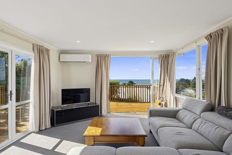 Photo of property in 17 Seaview Road, Brighton, Dunedin, 9035