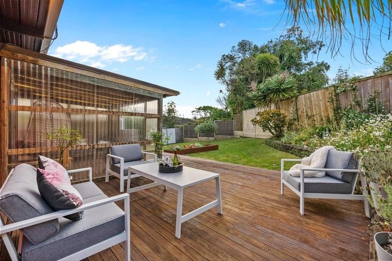 Photo of property in 94 Glencoe Road, Browns Bay, Auckland, 0630