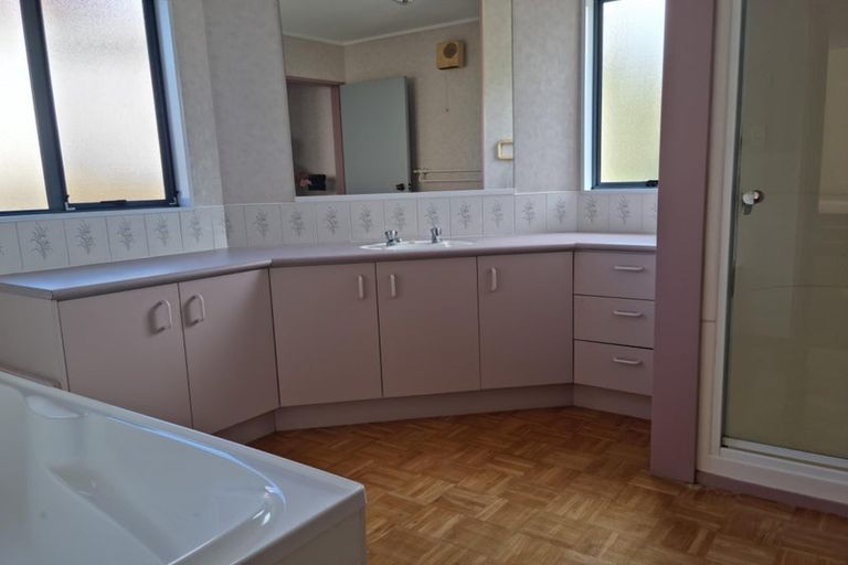 Photo of property in 15 Augusta Place, Te Kamo, Whangarei, 0112