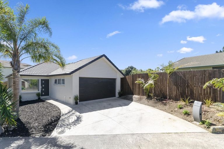 Photo of property in 32 Keepers Drive, Gulf Harbour, Whangaparaoa, 0930