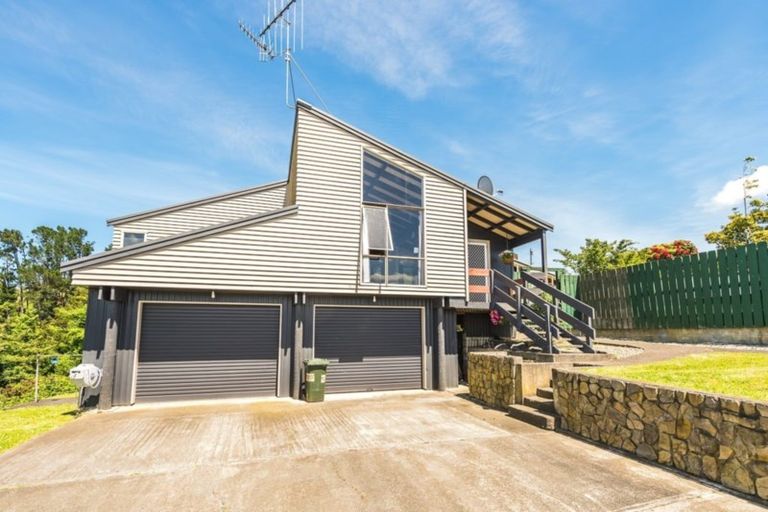 Photo of property in 16 Monowai Place, Westbrook, Palmerston North, 4412