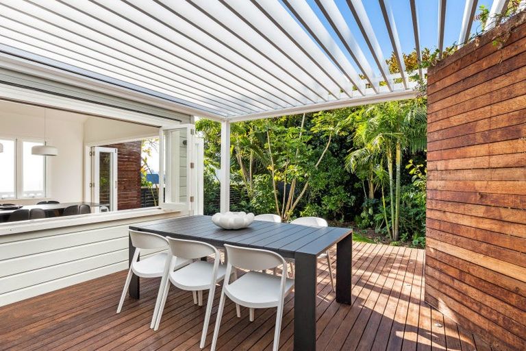 Photo of property in 11 Franklin Road, Freemans Bay, Auckland, 1011