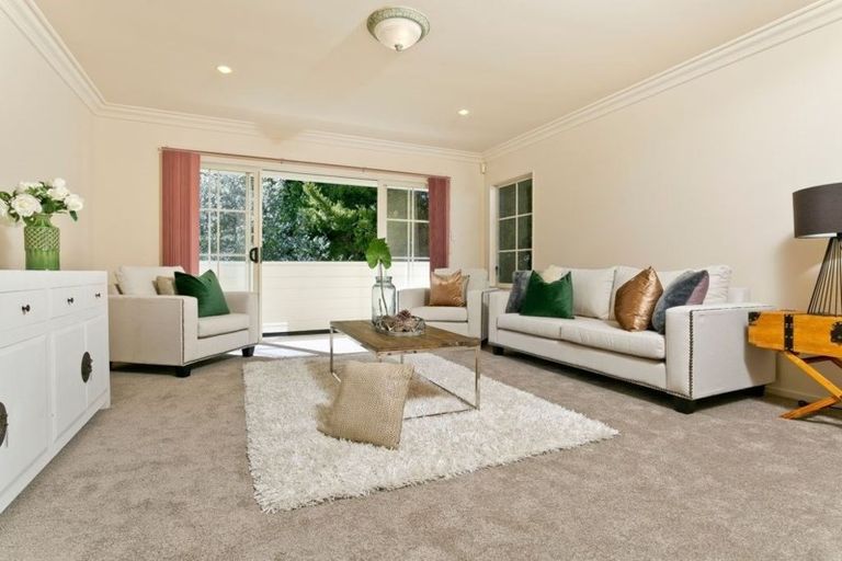 Photo of property in 9a Moore Street, Hillcrest, Auckland, 0627