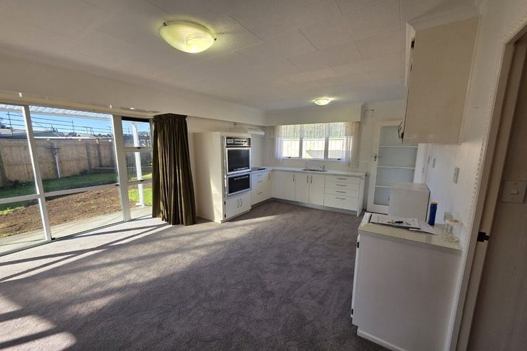 Photo of property in 2/19 Darnell Street, Fitzroy, New Plymouth, 4312