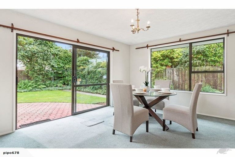 Photo of property in 28 Montclare Avenue, Ilam, Christchurch, 8041