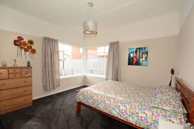 Photo of property in 24 Oakland Street, Andersons Bay, Dunedin, 9013