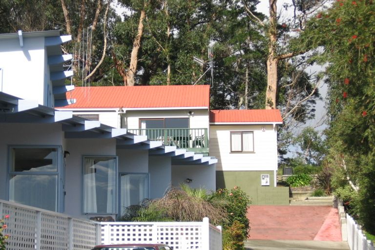 Photo of property in 16 Tikorangi Place, Morningside, Whangarei, 0110