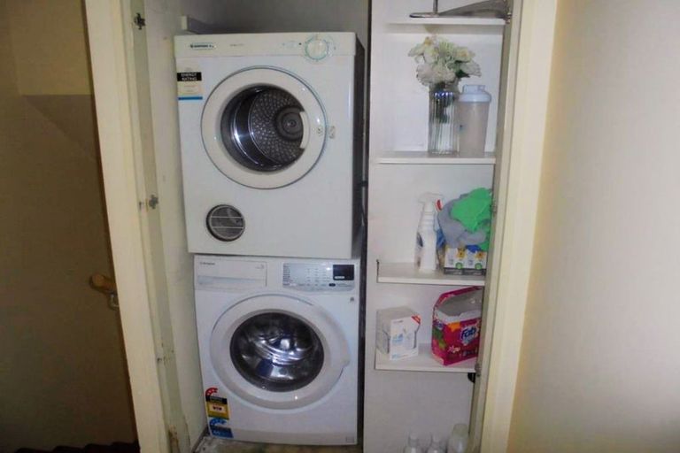 Photo of property in Sirocco Apartments, 605/8 Church Street, Wellington Central, Wellington, 6011