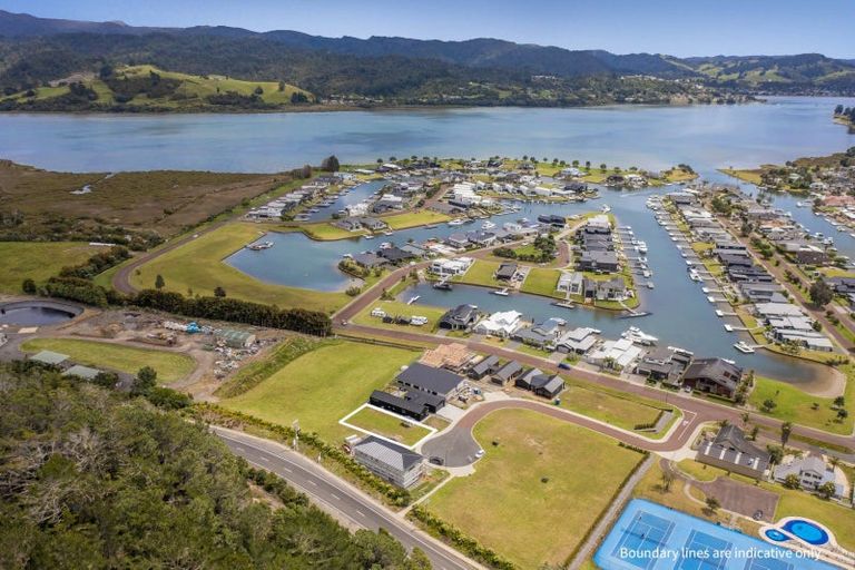 Photo of property in 16 Ian Hopper Way, Pauanui, 3579