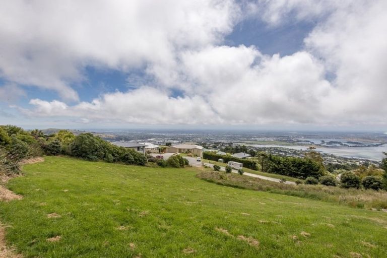 Photo of property in 10 Signal Hill Road, Mount Pleasant, Christchurch, 8081