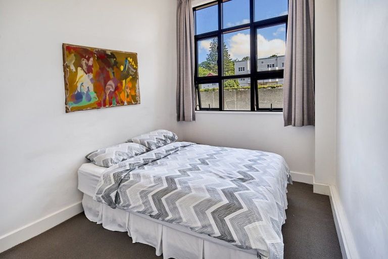 Photo of property in Augusta Apartments, 10/254 Willis Street, Te Aro, Wellington, 6011