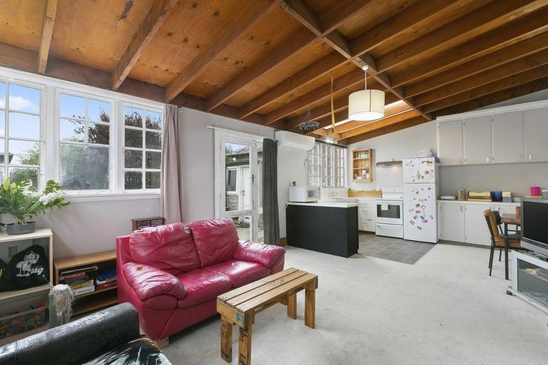 Photo of property in 25 Bathgate Street, South Dunedin, Dunedin, 9012