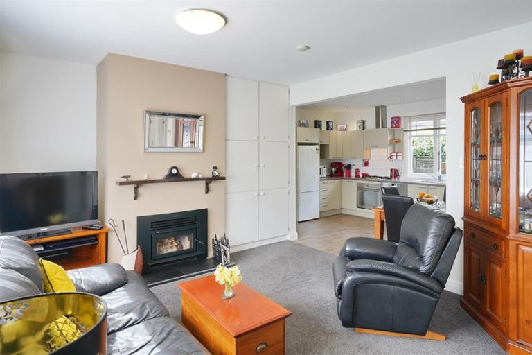Photo of property in 16 Norfolk Street, St Albans, Christchurch, 8052