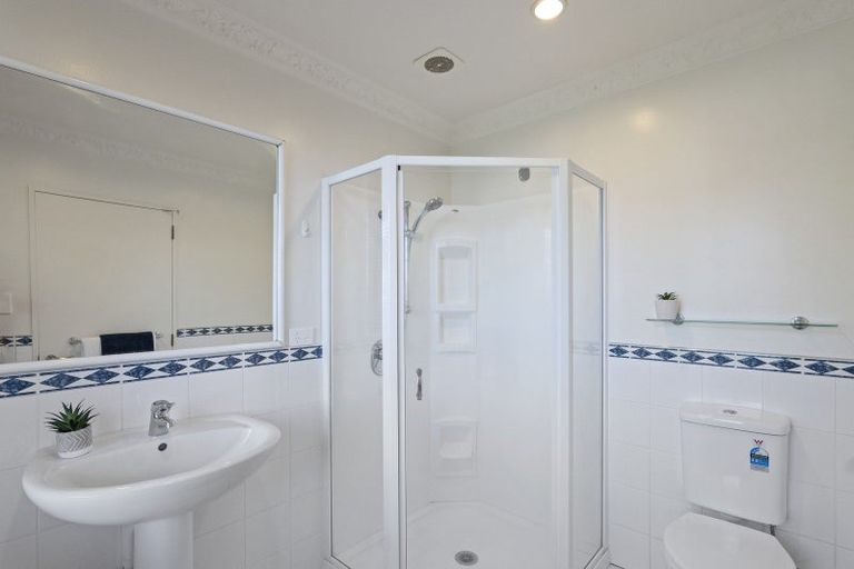 Photo of property in 70 Belleview Terrace, Mount Pleasant, Christchurch, 8081