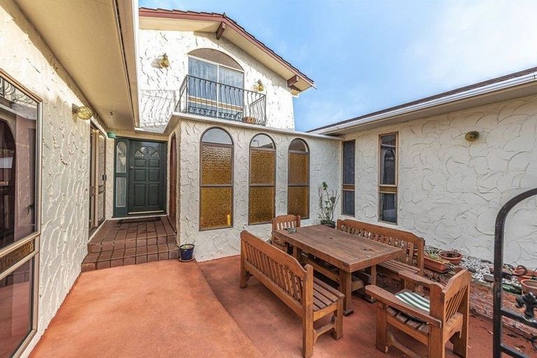 Photo of property in 22 Akepiro Place, Tawhero, Whanganui, 4501