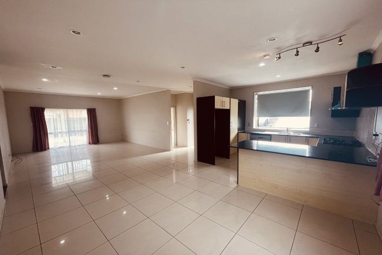 Photo of property in 34 Airfield Road, Takanini, 2112