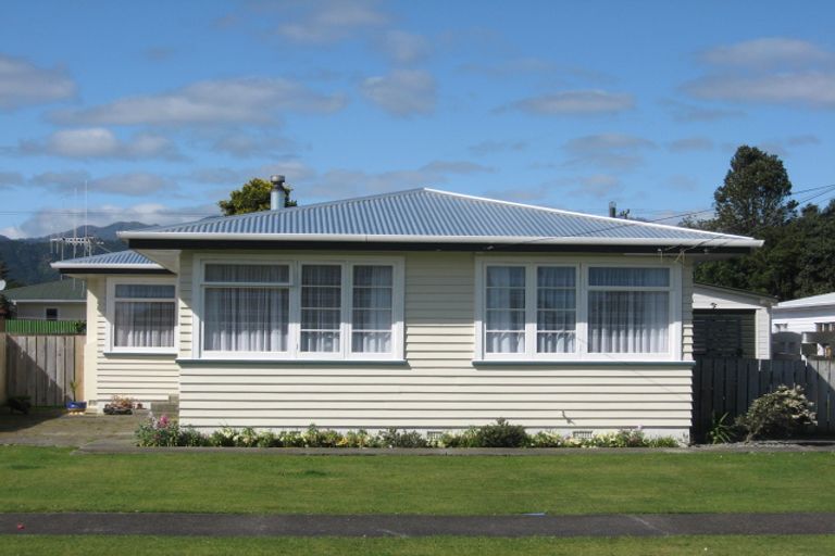 Photo of property in 36 Bowen Street, Levin, 5510