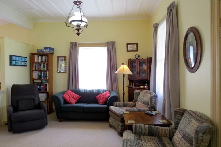 Photo of property in 112 Te Tiki Street, Coromandel, 3506