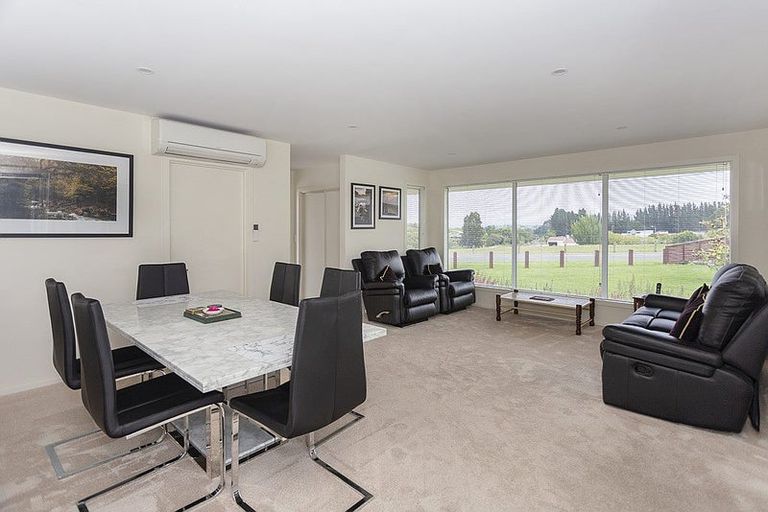 Photo of property in 3a Weston Road, Holmes Hill, Oamaru, 9401