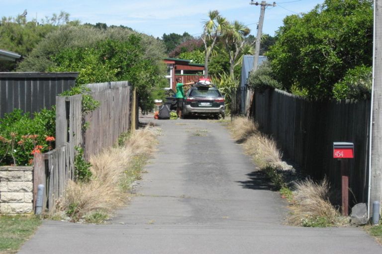 Photo of property in 454 Marine Parade, South New Brighton, Christchurch, 8062