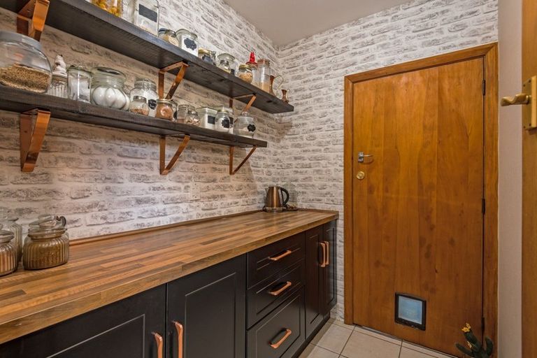 Photo of property in 15 Montgomery Terrace, Hokowhitu, Palmerston North, 4410