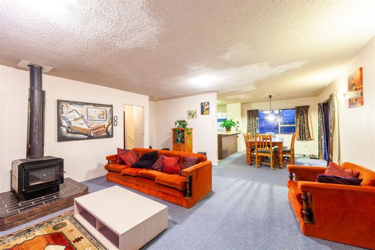 Photo of property in 212 Royal Road, Massey, Auckland, 0614