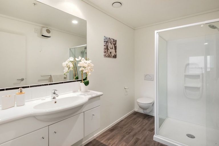 Photo of property in 14/72d Devonport Road, Tauranga, 3110