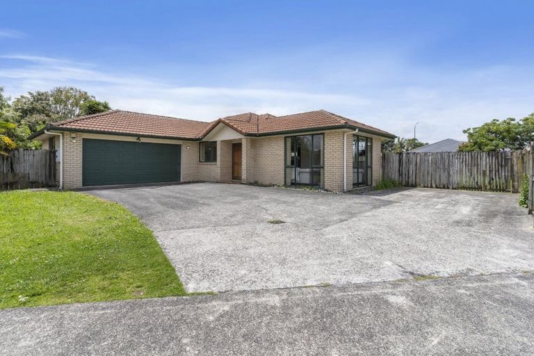 Photo of property in 3 Morewa Place, Takanini, 2112