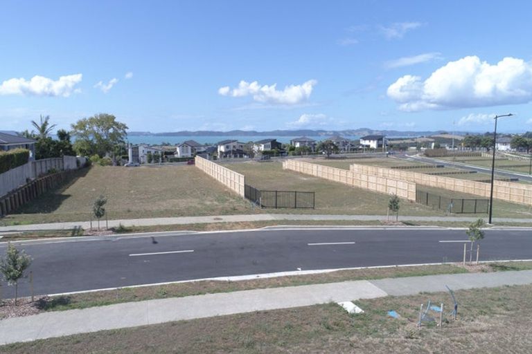 Photo of property in 1c Karaka Road, Beachlands, 2018