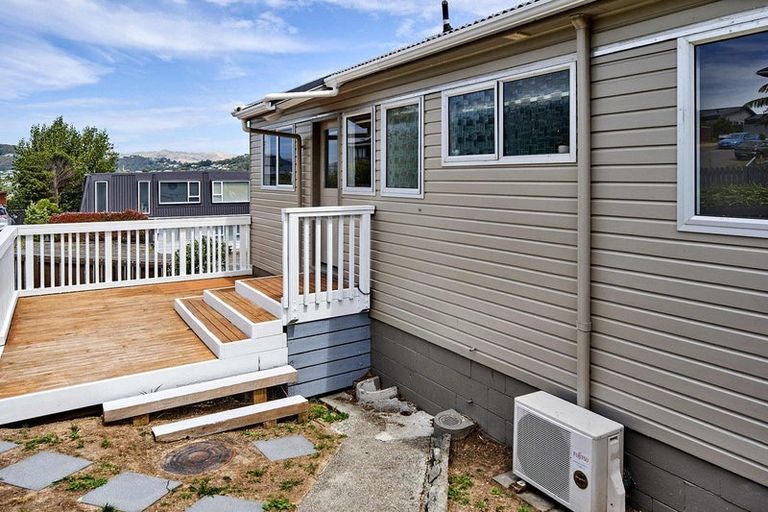 Photo of property in 35a Penryn Drive, Camborne, Porirua, 5026