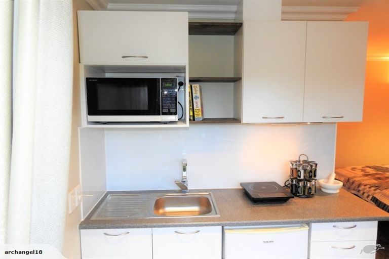 Photo of property in 74 Mcrobbie Road, Kingseat, Papakura, 2580