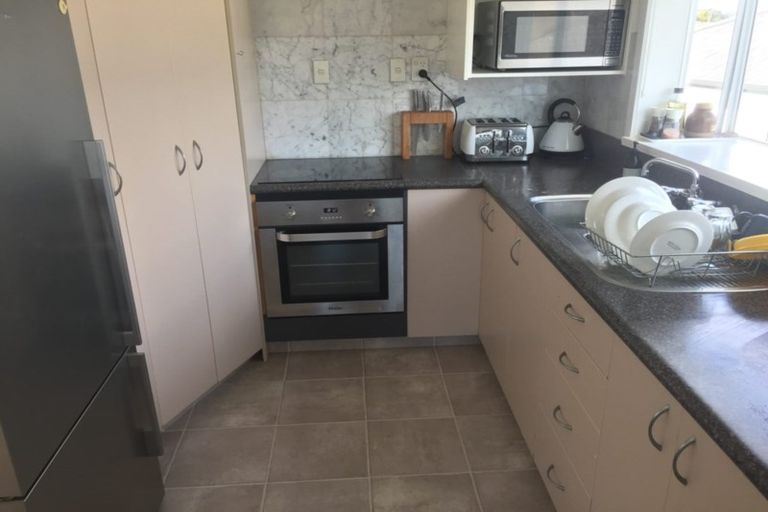 Photo of property in 27a Alice Avenue, Orewa, 0931