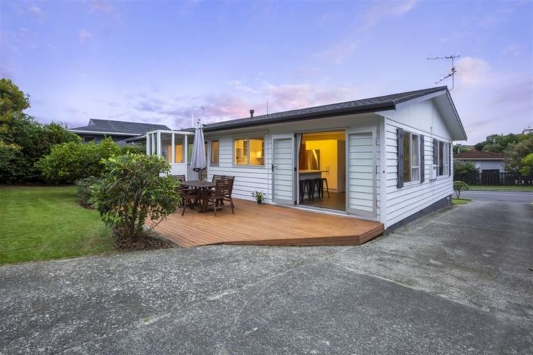 Photo of property in 23 Tweed Road, Papakowhai, Porirua, 5024