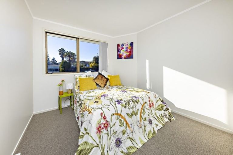 Photo of property in 8 Antalya Place, Manurewa, Auckland, 2102