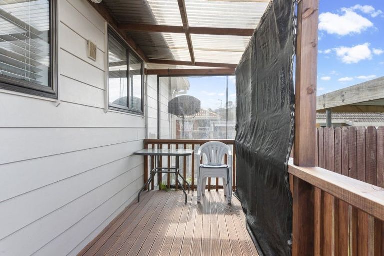 Photo of property in 1/229 Waitemata Drive, Ranui, Auckland, 0612