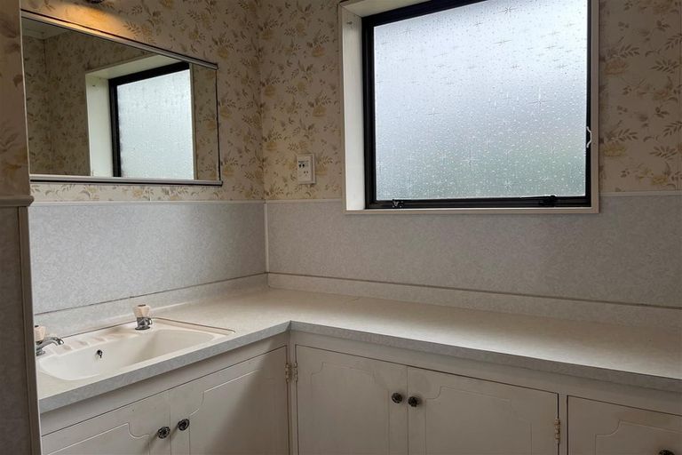 Photo of property in 9a Marguerita Street, Fenton Park, Rotorua, 3010