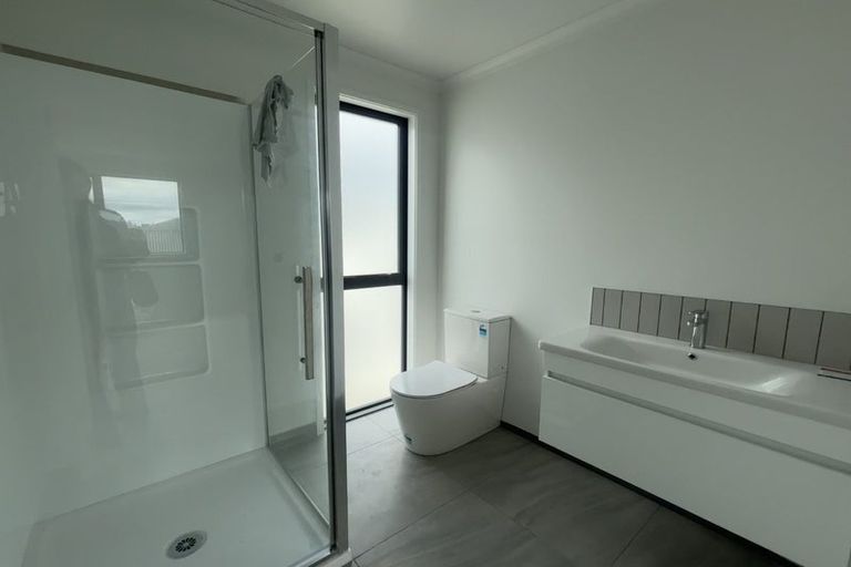 Photo of property in 15a Rose Leigh Drive, Cambridge, 3434