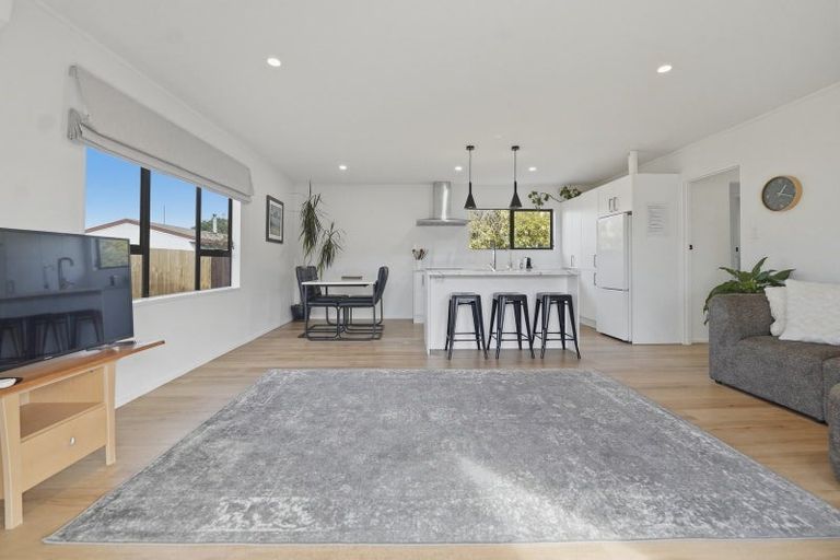 Photo of property in 4b Topaz Drive, Papamoa Beach, Papamoa, 3118